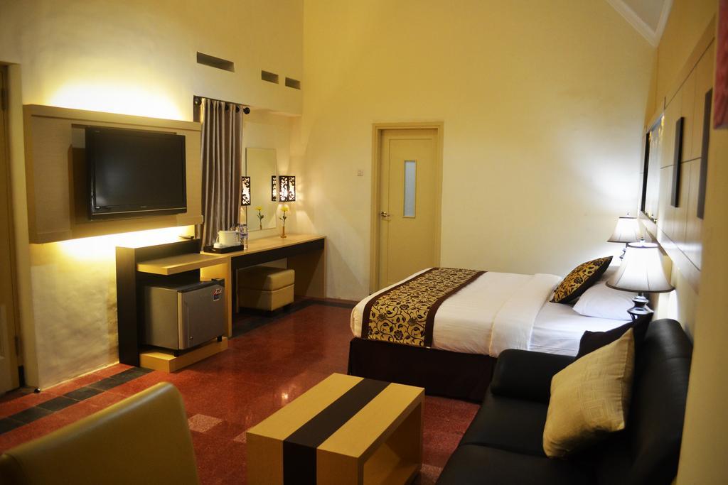 Srikandi Guesthouse Malang Room photo